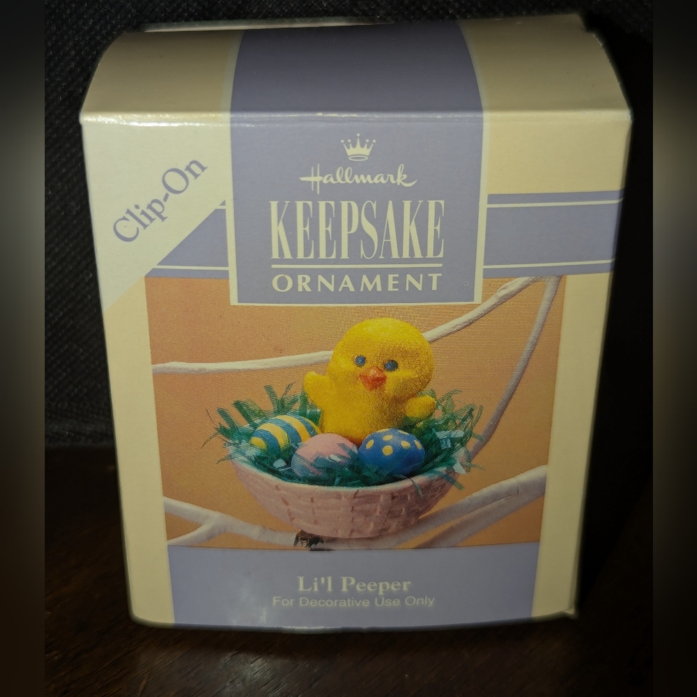 1992 Hallmark Easter Lil Peeper Clip On Ornament